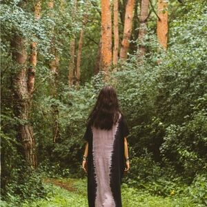 “Prism of Threads” Bohemian Tie-Dye Maxi Dress Black and Light Lavender Grey OS